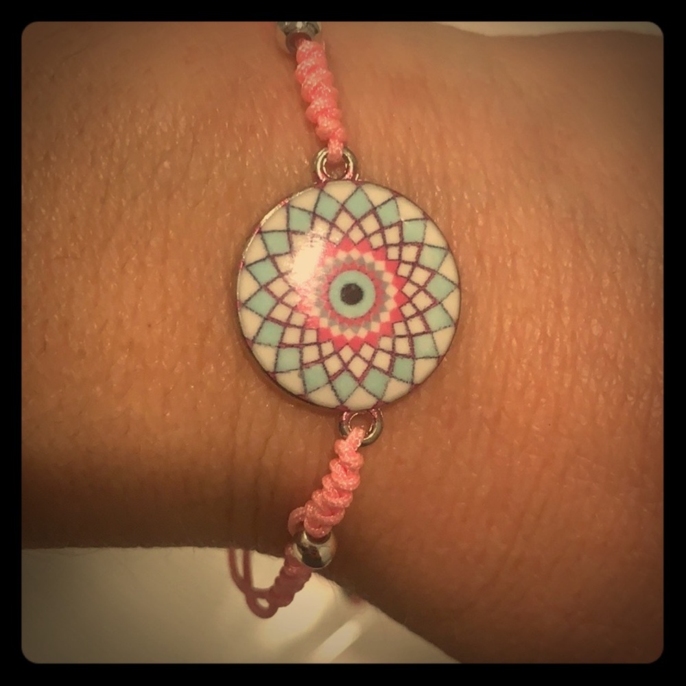 🌈Unique evil eye design bracelet